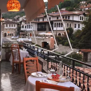 Mishel , Berat Albanië